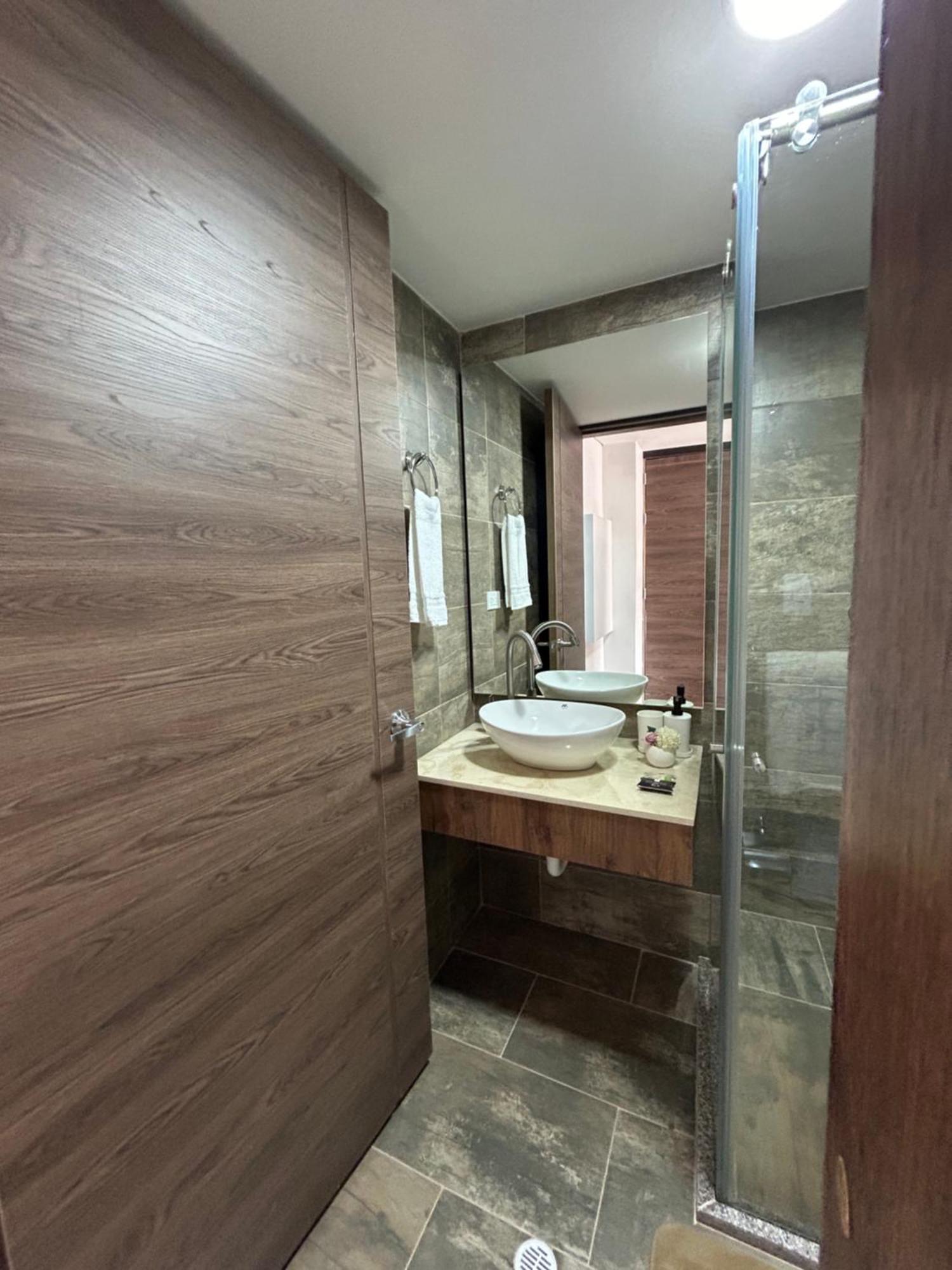 Hotel Wlh Gold Богота Экстерьер фото